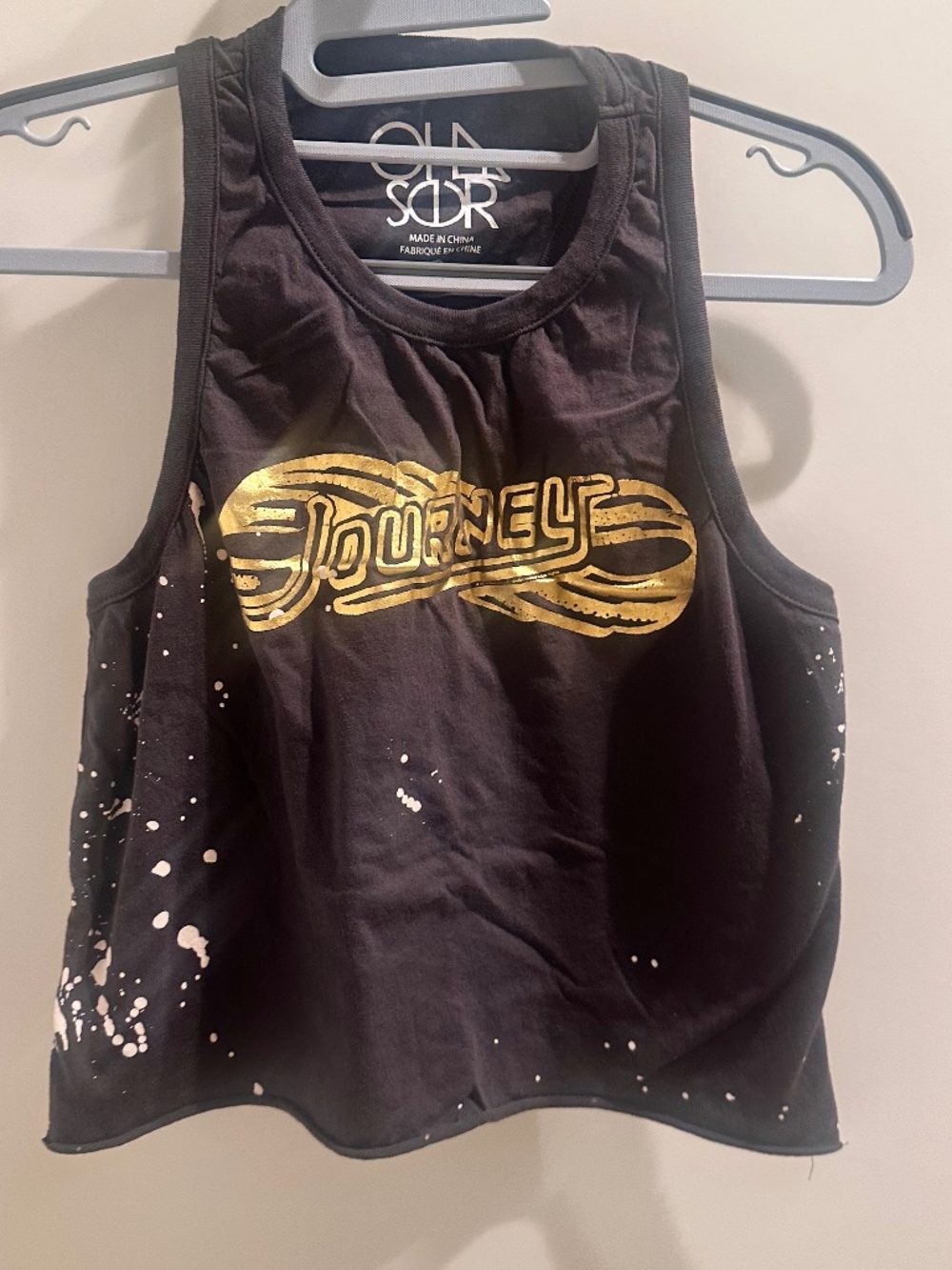 CHASER GRAPHIC CROPPED TOP – SIZE SMALL